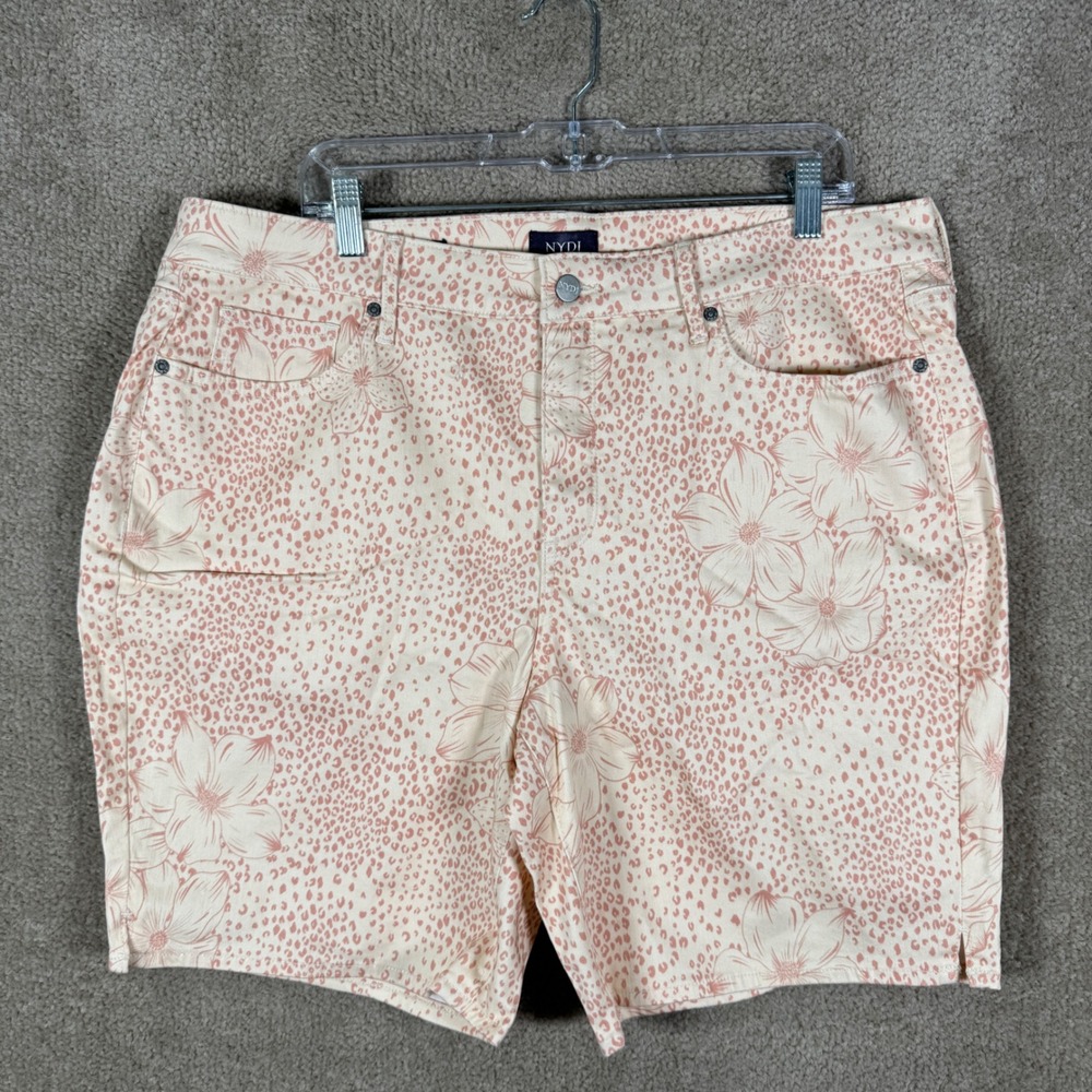 NYDJ Ella Jean Shorts Women 18W Peach Leopard Floral Print Lift Tuck Denim